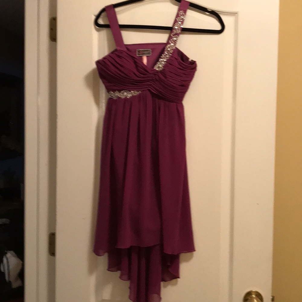 Lissy London size 4 (US) cocktail dress